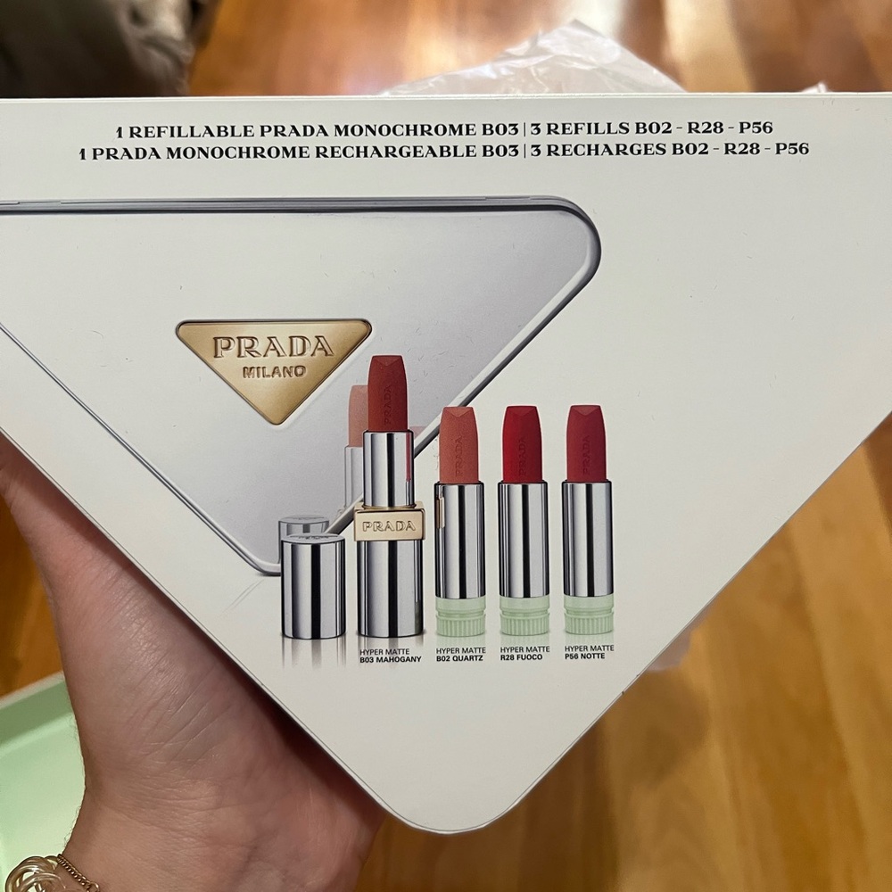 Prada Beauty Clutch - Picture 4 of 7